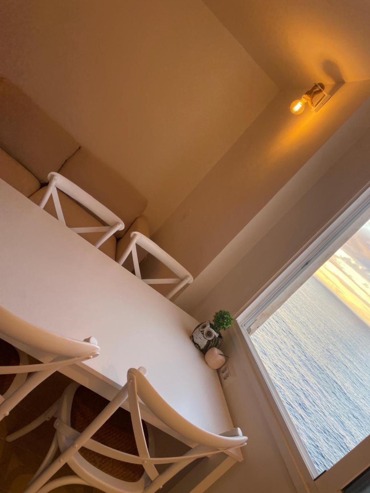 Apartment Inside The Wave A تاكورونتي المظهر الخارجي الصورة