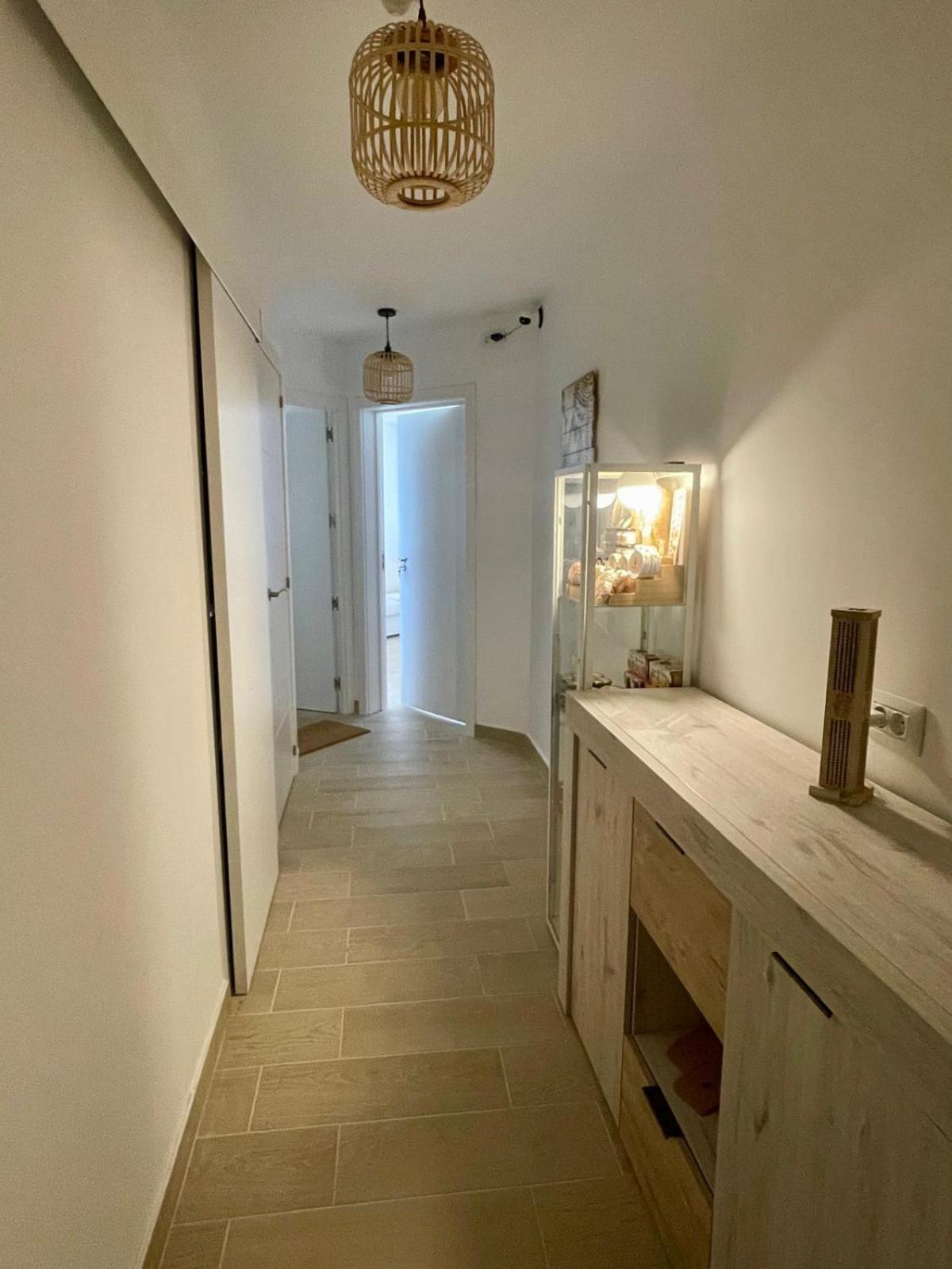 Apartment Inside The Wave A تاكورونتي المظهر الخارجي الصورة